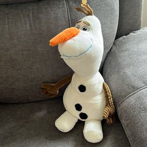 Olaf Scentsy Buddy